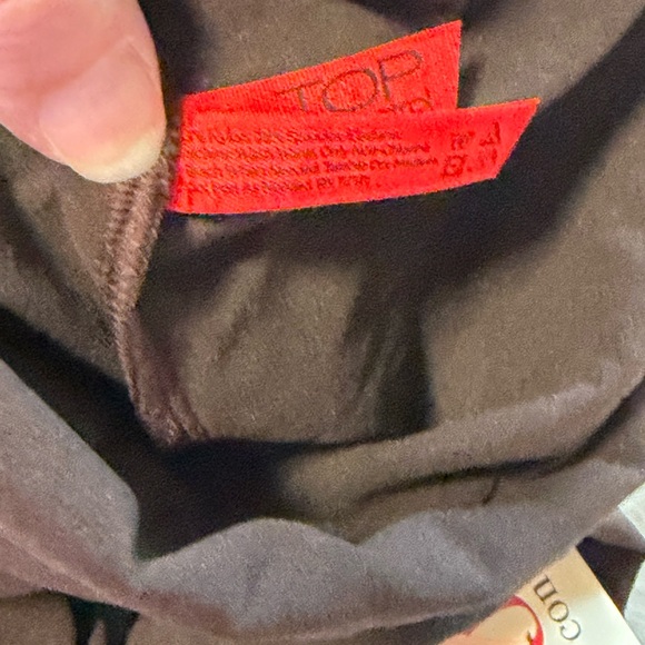Spanx NWT On Top
Sleeveless Turtleneck
Top Sz med Ret $88 - Picture 11 of 11